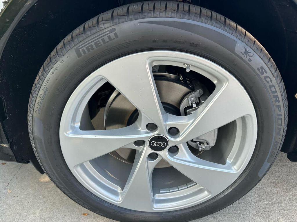 new 2025 Audi Q5 car, priced at $64,900