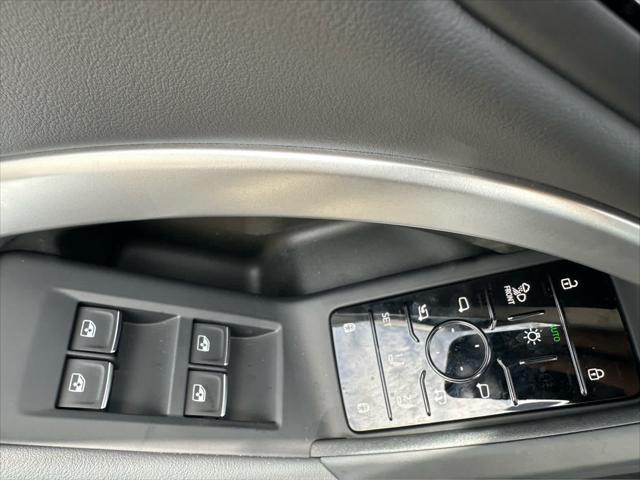 new 2025 Audi Q5 car, priced at $61,950