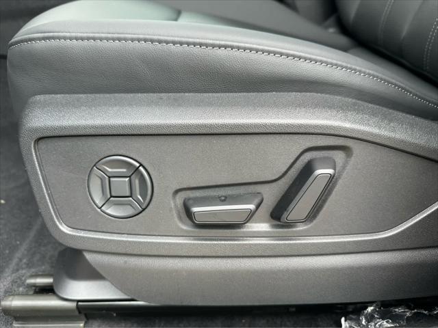 new 2025 Audi Q5 car, priced at $60,440