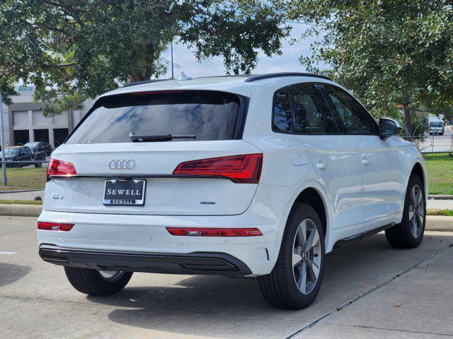 new 2025 Audi Q5 car, priced at $54,125