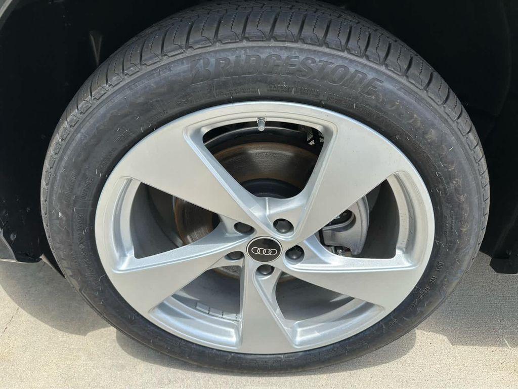 new 2025 Audi Q5 car, priced at $57,936