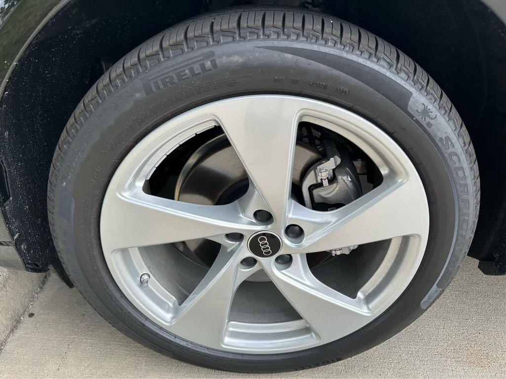 new 2025 Audi Q5 car, priced at $64,850
