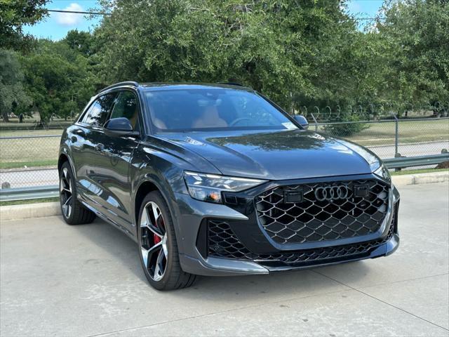 new 2025 Audi RS Q8 car, priced at $146,340