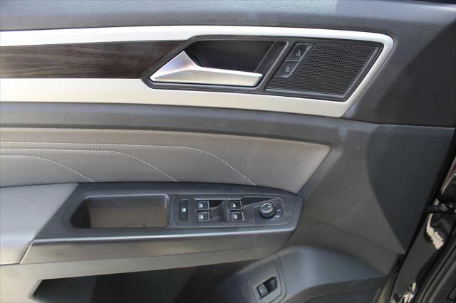 used 2022 Volkswagen Atlas car, priced at $20,991