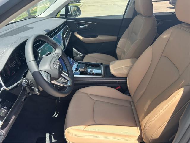 new 2025 Audi Q7 car, priced at $76,480