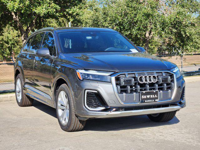 new 2025 Audi Q7 car, priced at $75,800