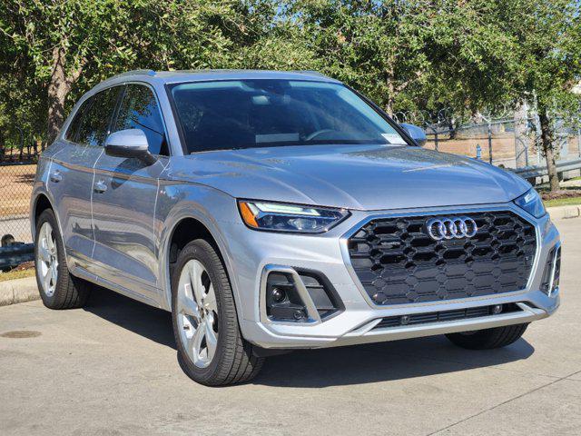 new 2025 Audi Q5 car, priced at $58,085