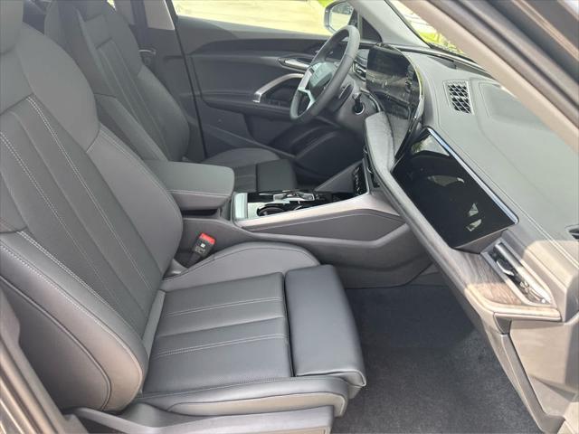 new 2025 Audi Q5 car, priced at $61,950