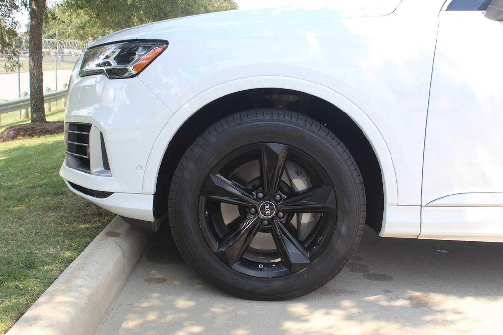 used 2022 Audi Q7 car, priced at $29,991