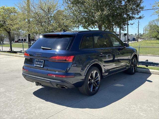 new 2025 Audi Q7 car, priced at $77,840
