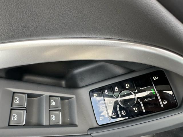 new 2025 Audi Q5 car, priced at $58,190