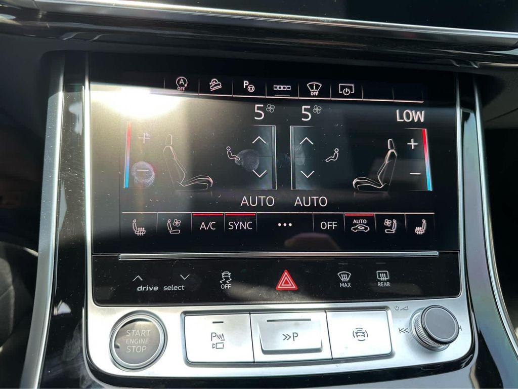 new 2025 Audi Q7 car, priced at $85,745