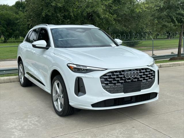 new 2025 Audi Q5 car, priced at $60,440