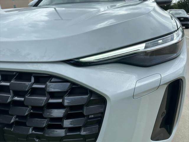 new 2025 Audi Q5 car, priced at $60,440