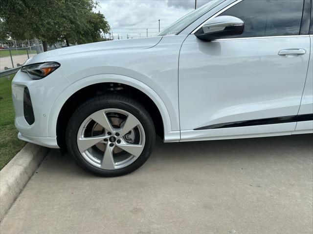 new 2025 Audi Q5 car, priced at $60,440