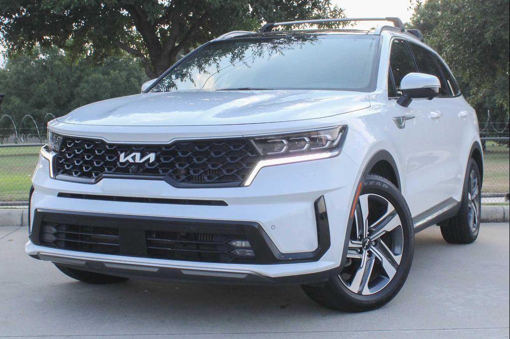 used 2022 Kia Sorento Plug-In Hybrid car, priced at $26,991