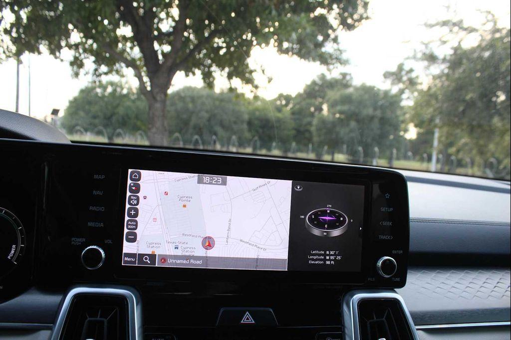 used 2022 Kia Sorento Plug-In Hybrid car, priced at $26,991