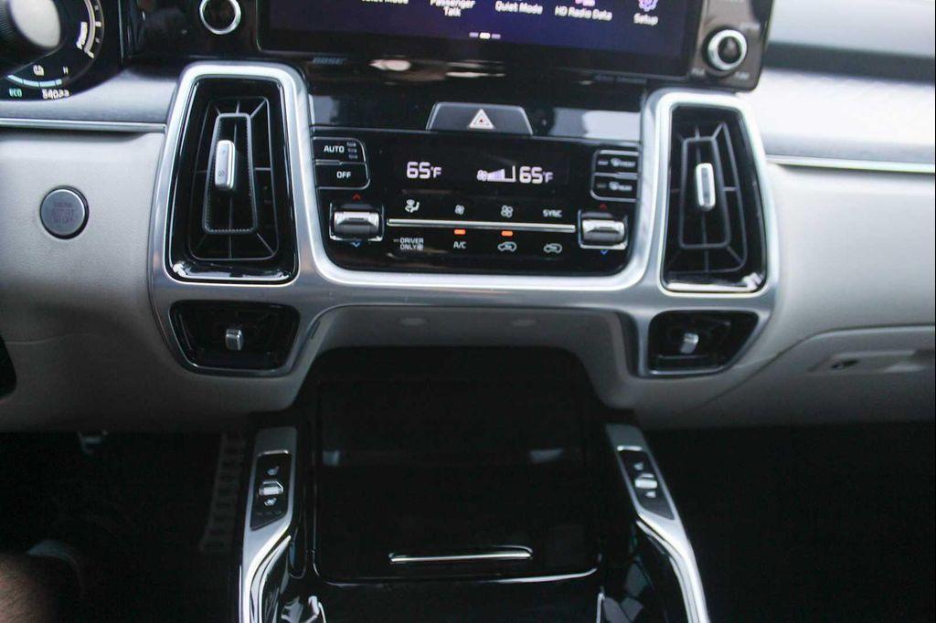used 2022 Kia Sorento Plug-In Hybrid car, priced at $26,991