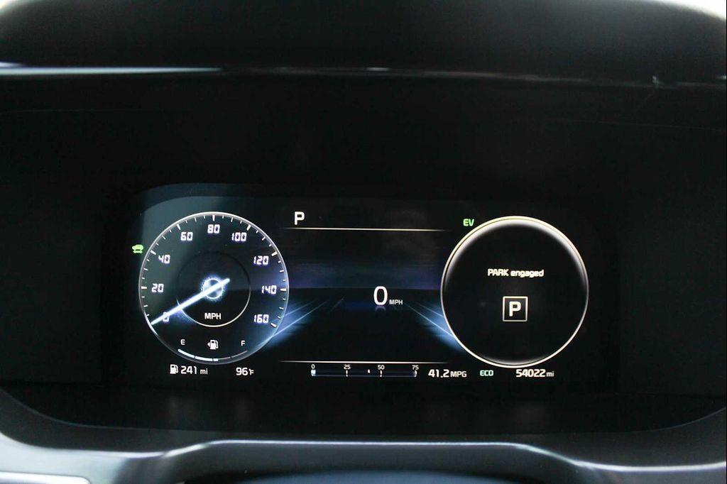 used 2022 Kia Sorento Plug-In Hybrid car, priced at $26,991
