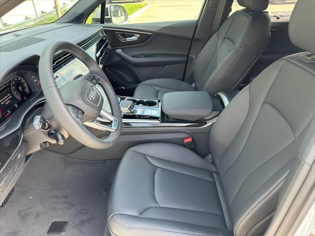 new 2025 Audi Q7 car, priced at $77,450