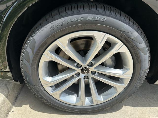 new 2025 Audi Q7 car, priced at $80,900