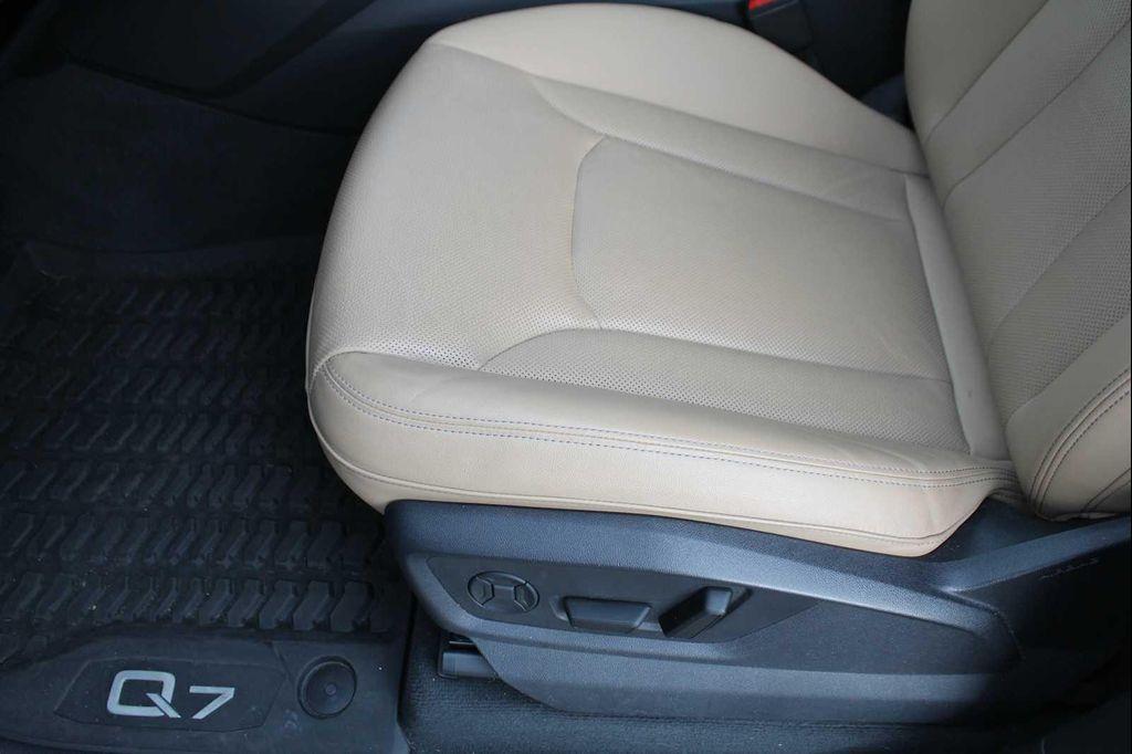 used 2025 Audi Q7 car, priced at $53,991