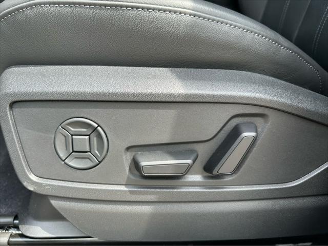 new 2025 Audi Q5 car, priced at $61,300