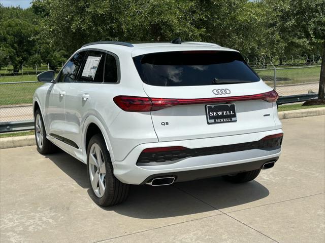 new 2025 Audi Q5 car, priced at $61,300