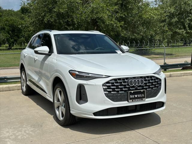 new 2025 Audi Q5 car, priced at $61,300