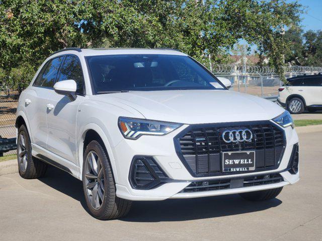 new 2024 Audi Q3 car