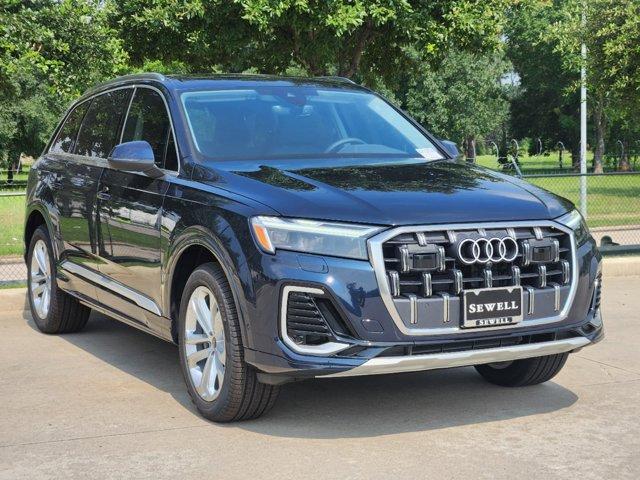 new 2025 Audi Q7 car, priced at $68,100