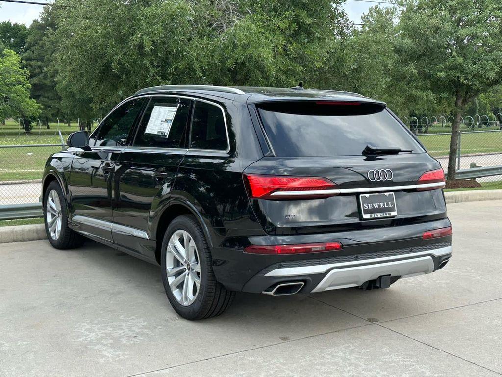 new 2025 Audi Q7 car, priced at $73,143