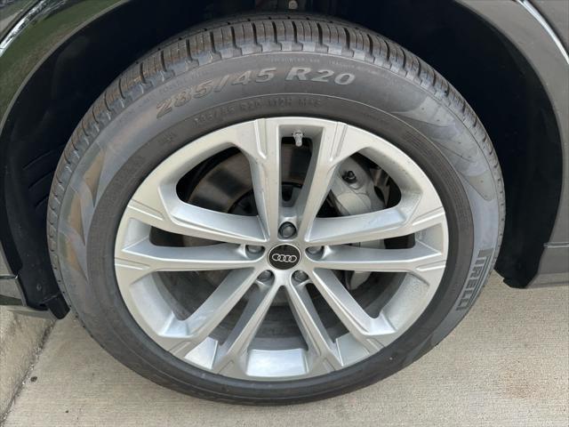 new 2025 Audi Q7 car, priced at $82,260