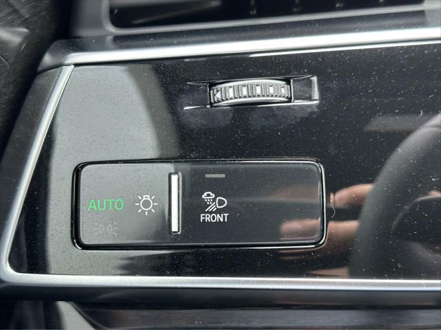 new 2025 Audi Q7 car, priced at $82,260