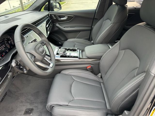 new 2025 Audi Q7 car, priced at $82,260