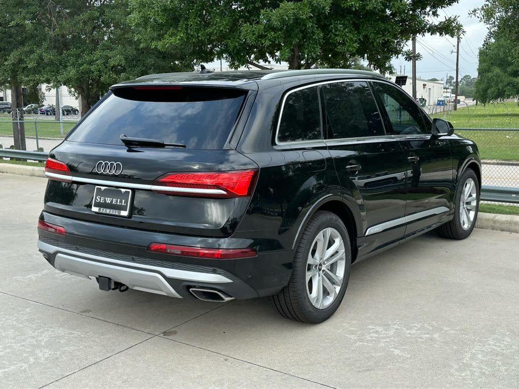 new 2025 Audi Q7 car, priced at $73,143