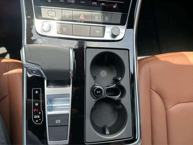 new 2025 Audi Q7 car, priced at $65,180