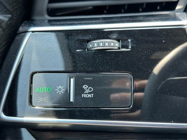 new 2025 Audi Q7 car, priced at $76,350
