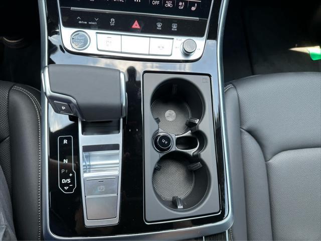 new 2025 Audi Q7 car, priced at $76,350