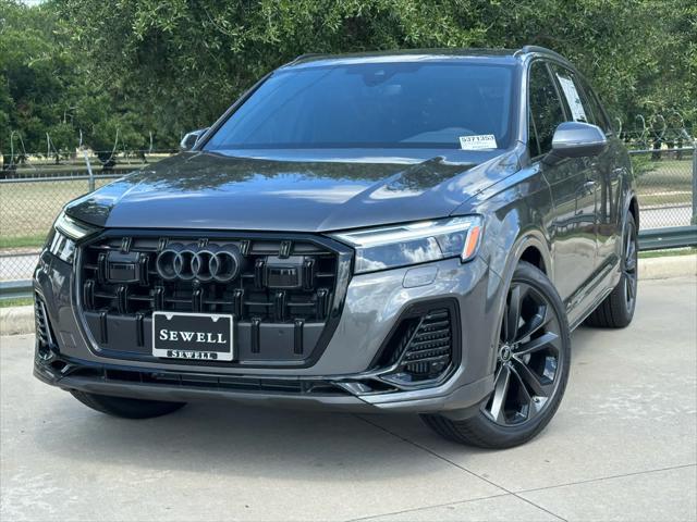 new 2025 Audi Q7 car, priced at $76,645