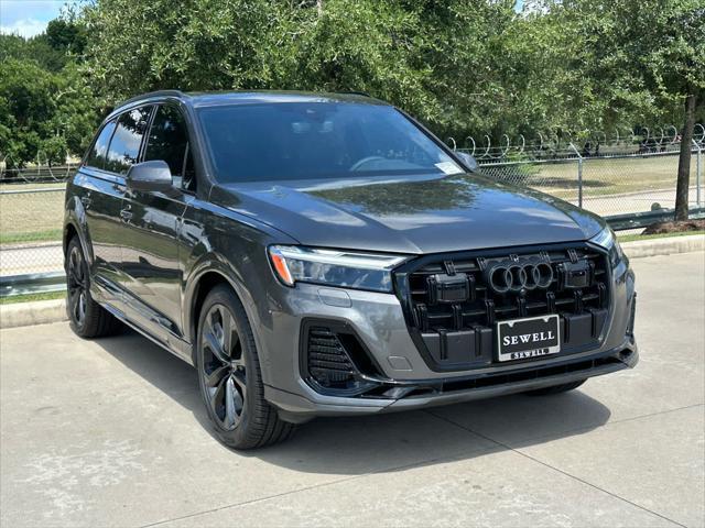 new 2025 Audi Q7 car, priced at $76,645