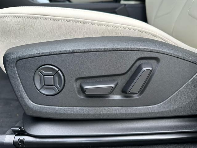 new 2025 Audi Q3 car, priced at $45,200