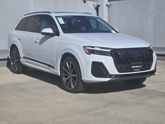 new 2025 Audi Q7 car, priced at $71,700