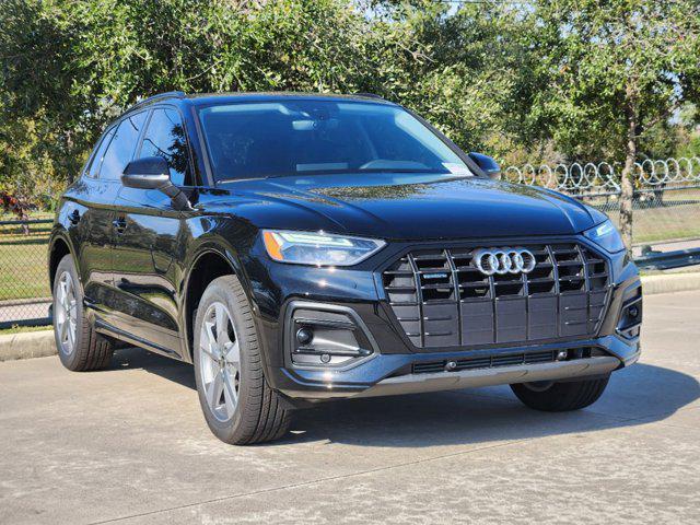 new 2025 Audi Q5 car, priced at $49,330