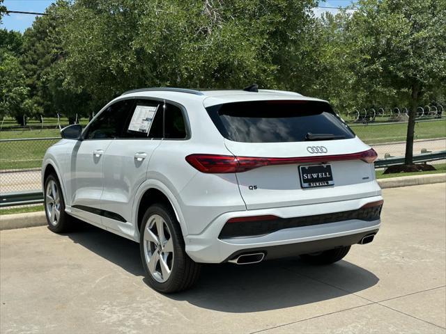 new 2025 Audi Q5 car, priced at $61,300