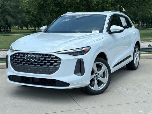 new 2025 Audi Q5 car, priced at $61,300