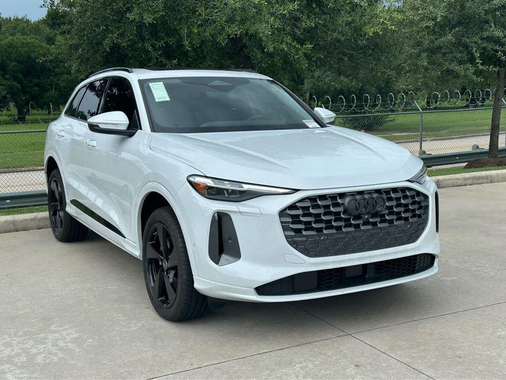 new 2025 Audi Q5 car, priced at $66,295