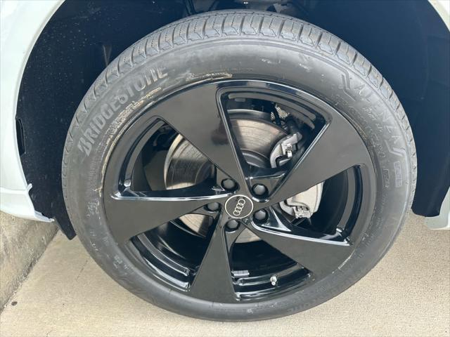 new 2025 Audi Q5 car, priced at $66,295