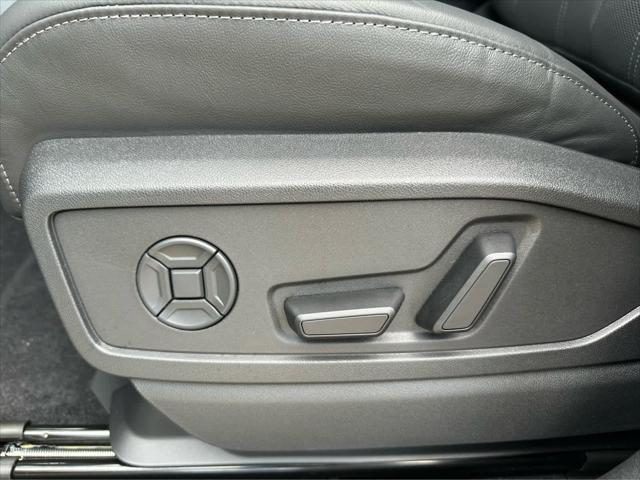 new 2025 Audi Q5 car, priced at $61,300