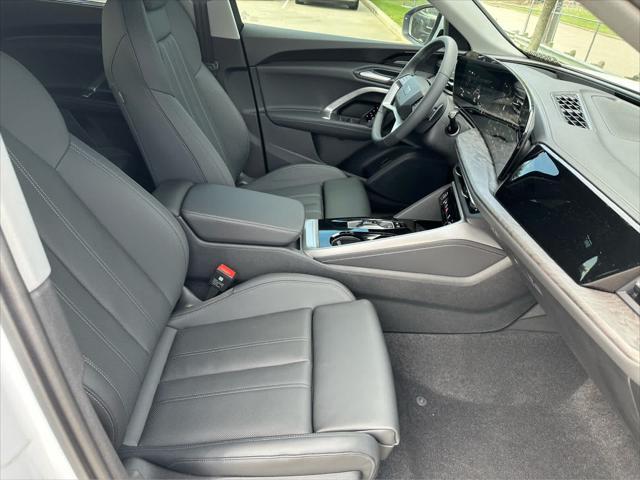 new 2025 Audi Q5 car, priced at $61,300
